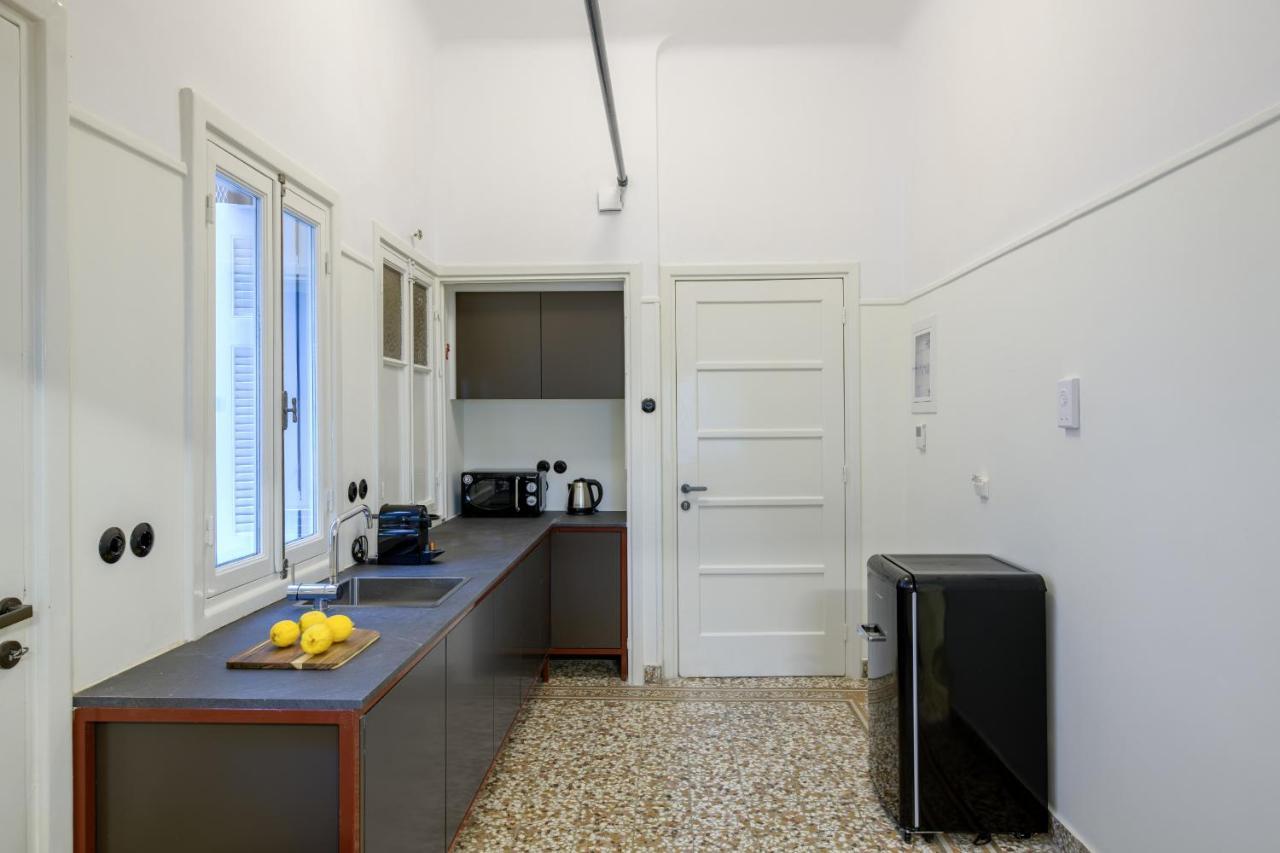 Your 4 Bdrm Dream House Acropolis View & Jacuzzi Atény Exteriér fotografie
